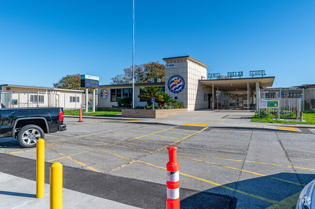 The front of Daniel Phelan Language Academy in Whittier