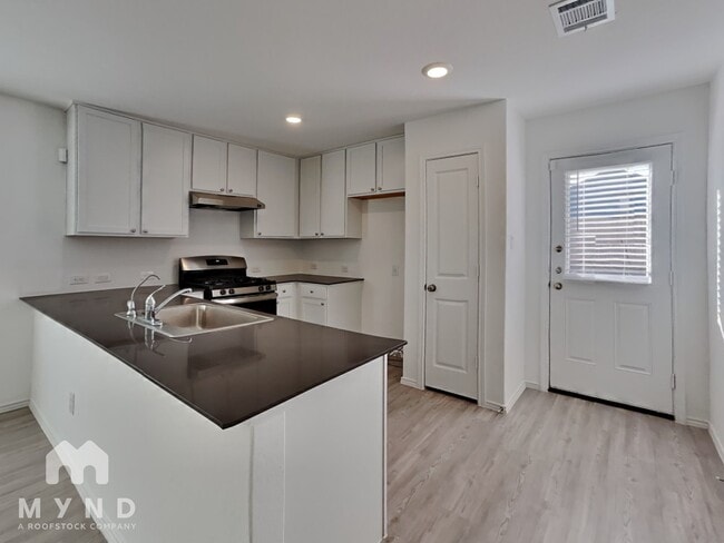 14123 Chemtou Trail, San Antonio, TX 78245 - photo 2