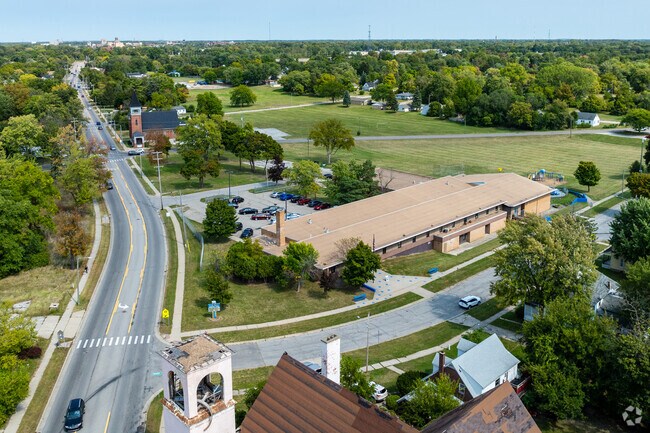 Jessie Rouse Elementary School encourages positive, kind, and respectful relationships.