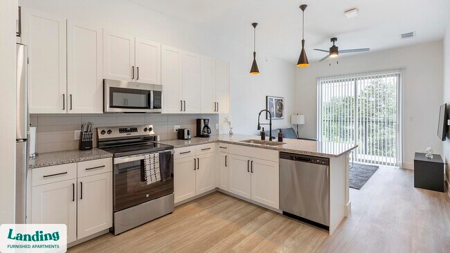 650 E Sycamore St unit 3209, Denton, TX 76201 - photo 4