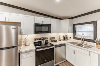 847 Capshaw Rd NW Unit B, Madison, AL 35757