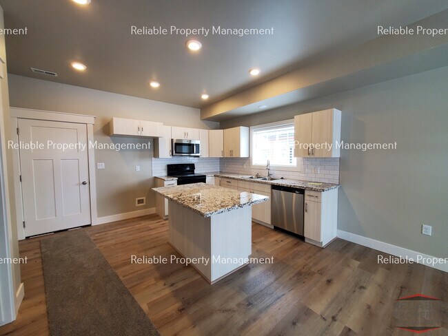 359 N 3rd W unit 404, Rigby, ID 83442 - photo 6