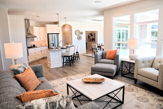 1008 NW Creekside Dr Unit 36480338, Waukee, IA 50263