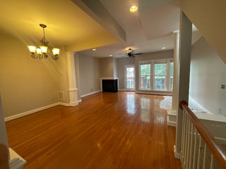 2203 Greywing St, Woodbridge, VA 22191