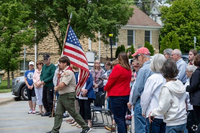 The ceremony for the Palos Park Memorial Day Tribute.