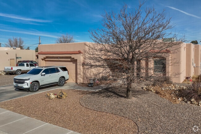 Pueblo revival homes can be commonly found around Deming.