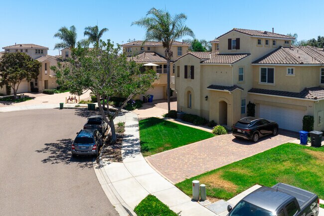 Large single family homes line the residential streets of Calavera Hills.