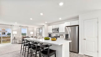 1401 Oakfield Ln, Pingree Grove, IL 60140