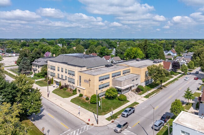 St Elizabeth Ann Seton School.