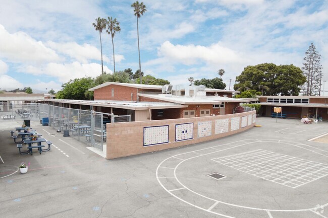 Students can have lunch outside at Towers Elementary School in West Torrance, CA.