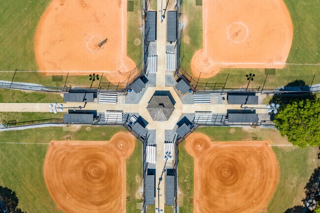 Murphey Candler Park has multiple baseball fields in Brookhaven.