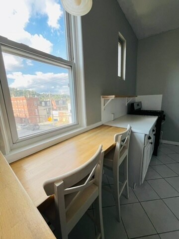 5341 Carnegie St Unit Apartment 2, Pittsburgh, PA 15201