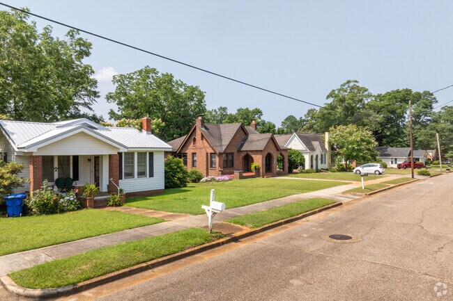 Explore the variety of unique and intriguing home styles found in Troy, Alabama.