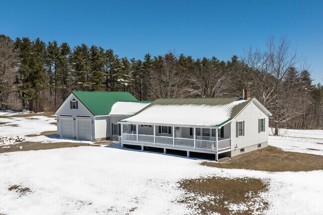 Ranch style homes can be found nestled in the hills of Leeds.