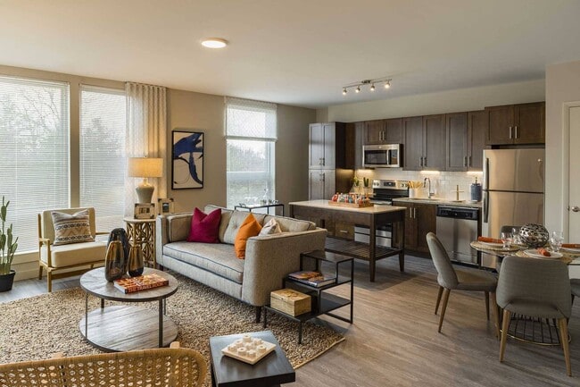 VY Reston Heights, Reston, VA 20191 - photo 2