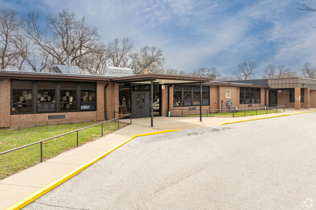 Alexander Hamilton Public Elementary School entrance.