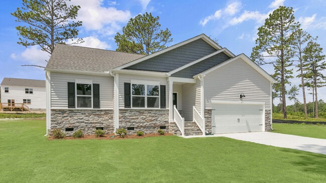 3120 Platinum Cir, West End, NC 27376 - photo 2