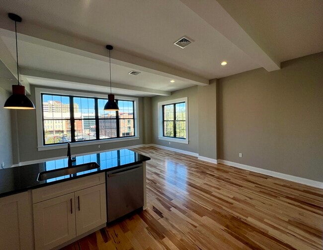 116 S Main St unit 404, Wilkes-Barre, PA 18701 - photo 4