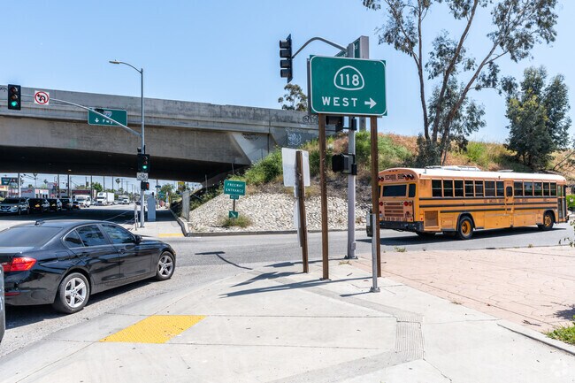 The 118 borders Pacoima on the North allowing residents easy access throughout the valley.