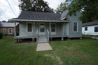 726 E Laurent St, Opelousas, LA 70570
