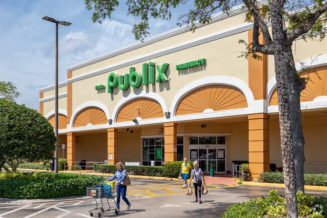 Vineyards residents will find groceries and essentials at the local Publix.