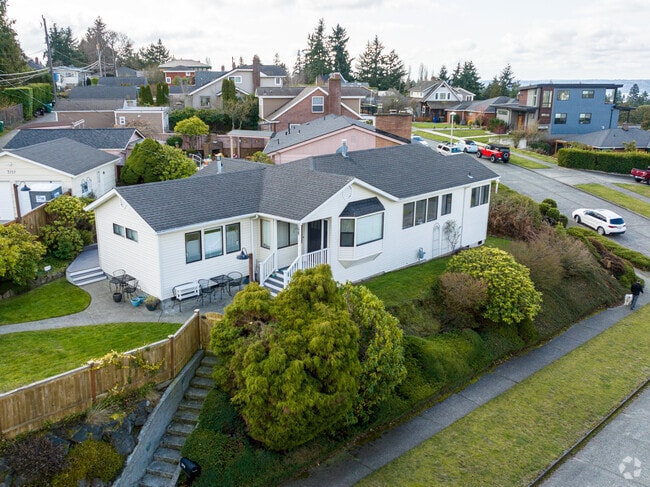 Houses in Seattle range from strawberry-box layouts and ranches to larger contemporary builds.
