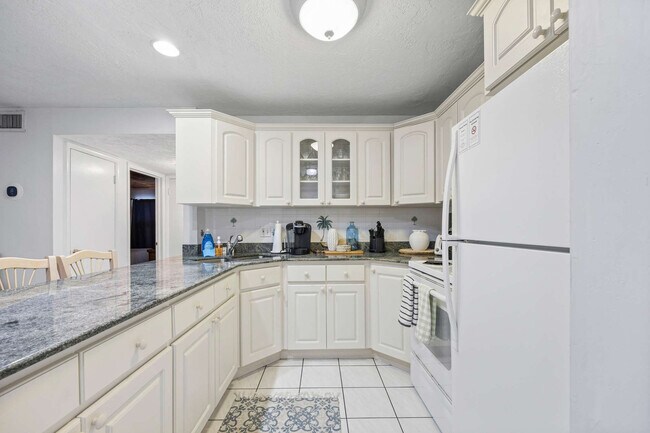 3150 N Atlantic Ave unit ID1044479P, Cocoa Beach, FL 32931 - photo 3