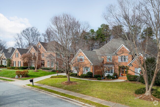 A line of brick American traditional homes in Old Towne.