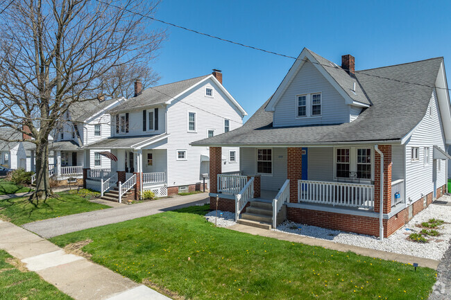 A variety of home styles can be found in Mayfield Heights, such as foursquares and bungalows.