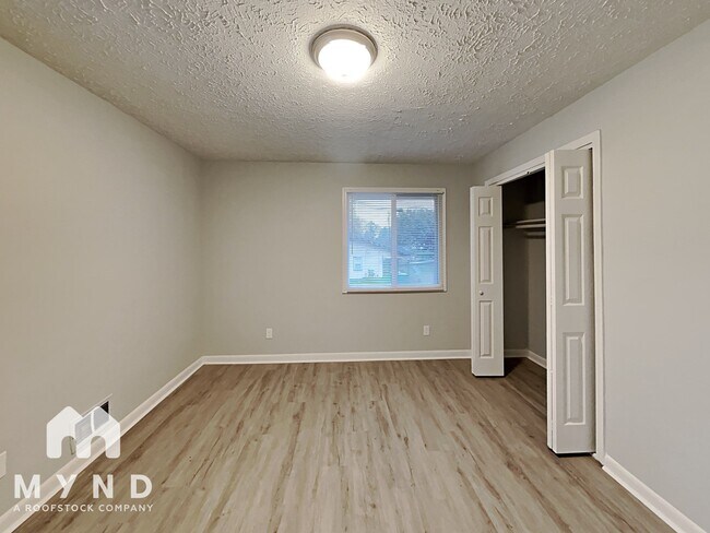 8133 Puckett St SW, Covington, GA 30014 - photo 7