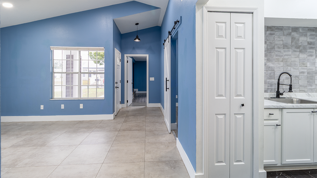 5412 Lewiston St, Orlando, FL 32812 - photo 5