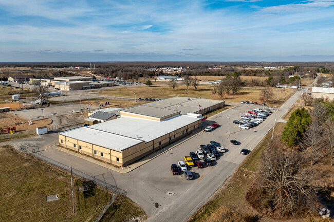 Ezard Elementary School is located in west Conway adjacent to Conway High School.