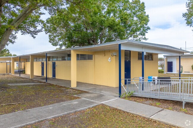 Located off of Bridgers Avenue Real Academy serves the Auburndale Community.