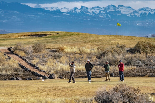 Devil’s Thumb Golf Course in Delta, Colorado, offers a scenic high-desert golf experience with stunning views of the Grand Mesa and rugged badlands. Featuring challenging fairways and natural terrain, this premier course provides an unforgettable round in Western Colorado’s beauty.