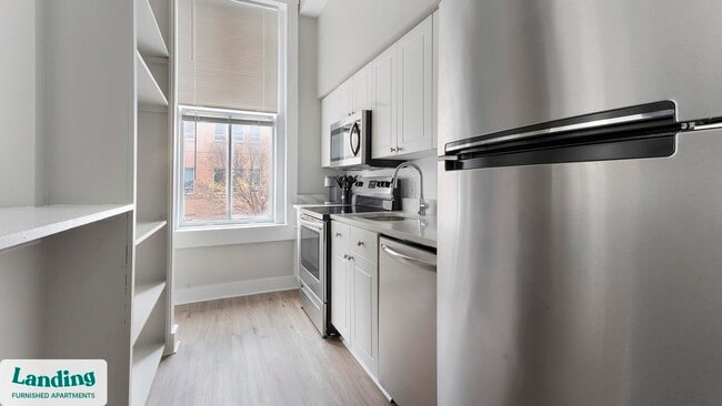 617 W Lexington St unit C1, Baltimore, MD 21201 - photo 4