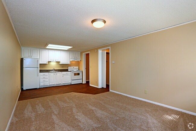 Ridgewood Apartments, Tallahassee, FL 32301 - photo 2