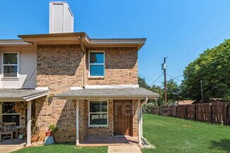 105 Wildwood Ct, Grapevine, TX 76051