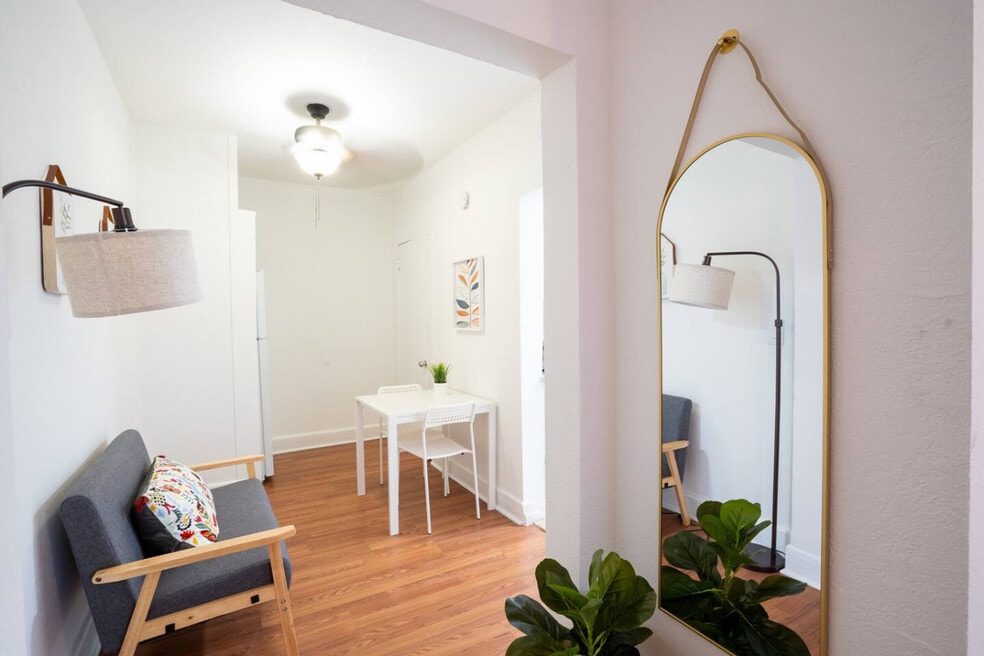 444 Ponce de Leon Blvd unit ID1357418P, Coral Gables, FL 33134 - photo 1