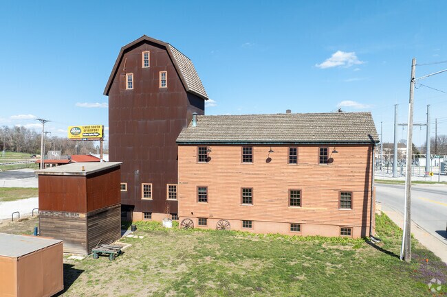 The Florence Mill, known as the Winter Quarters Mill Museum, is a historic mill and art gallery.