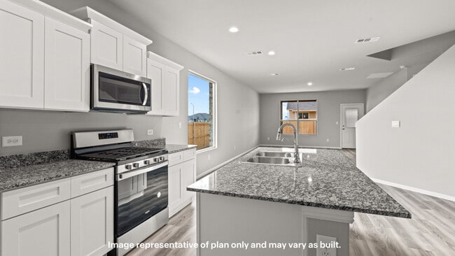 503 L'Enfant Ln, Midland, TX 79706 - photo 3