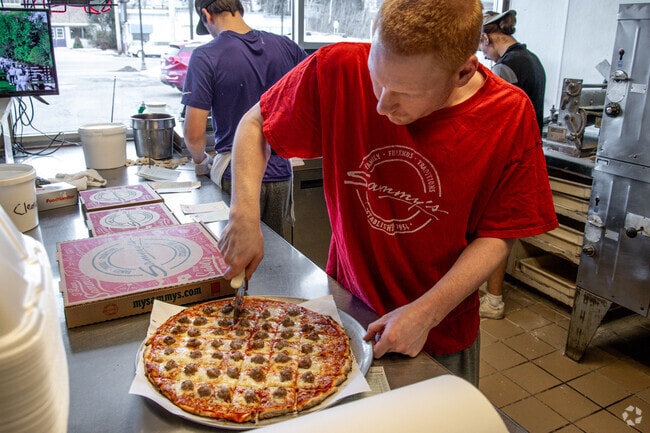 Duluth's original Sammy's Pizza and Restaurant is located in Woodland on the southern edge of Rice Lake.