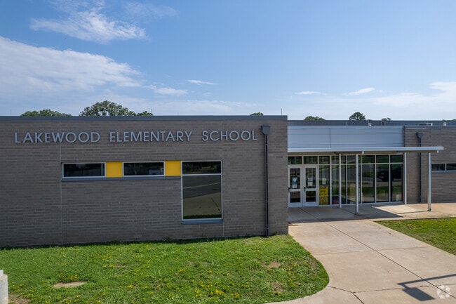 Lakewood Elementary School serves grades K-5.