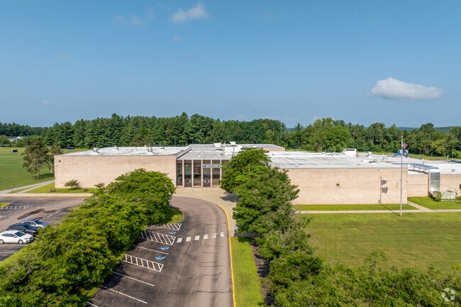 Milton High School is in the town of Milton, VT and serves students in grades 9-12.