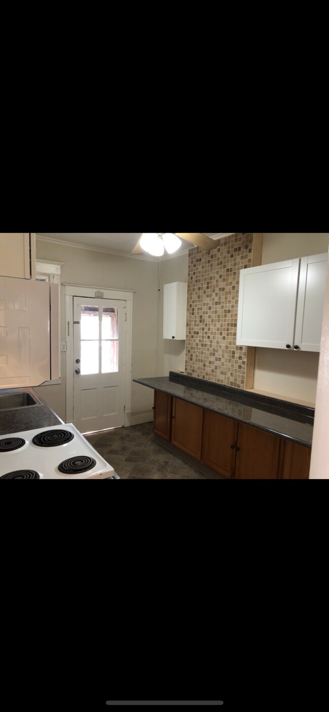 253 Manning Blvd Unit 1st floor, Albany, NY 12206