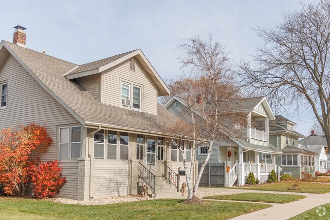 There are variety of styles of homes in Grant.
