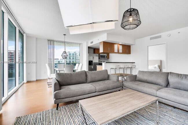 601 NE 23rd St unit 905, Miami, FL 33137 - photo 2