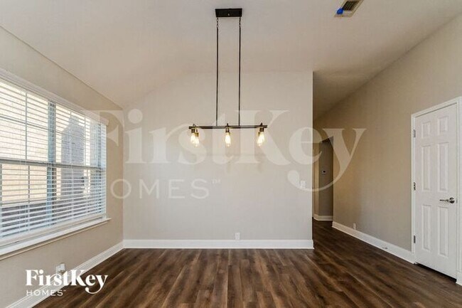 8828 Yosemite Trail, Crossroads, TX 76227 - photo 4