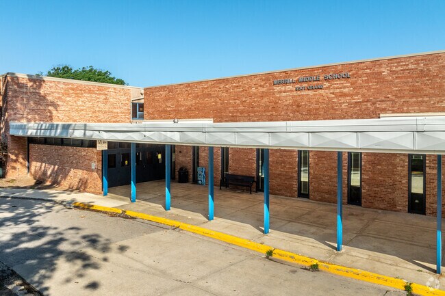 Merrill Middle School serves students in grades 6-8.