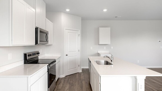 4218 Henslowe Rd unit 38182888, Columbia, TN 38401 - photo 7