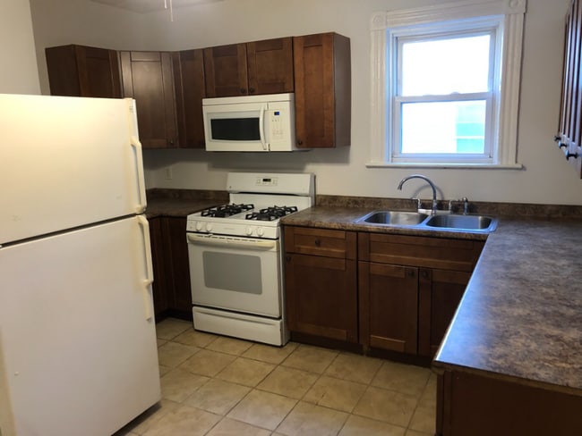 34 Miller Ave, Providence, RI 02905 - photo 3